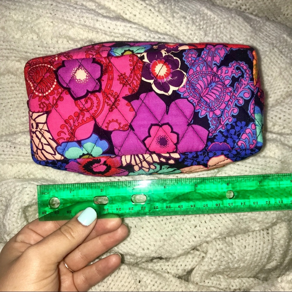 BRAND NEW Vera Bradley pouch - Picture 5 of 5